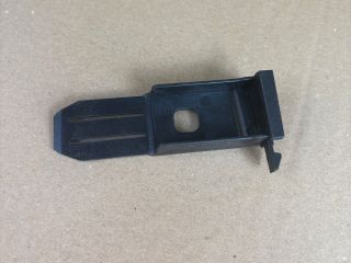 bontott MERCEDES-BENZ E-CLASS Hűtőrács