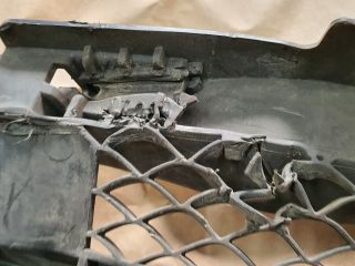 bontott MERCEDES-BENZ E-CLASS Hűtőrács