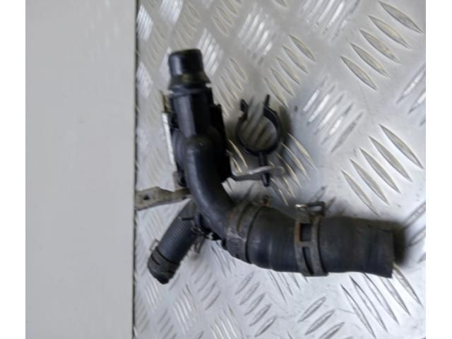 bontott MERCEDES-BENZ E-CLASS Hűtővíz Elosztó Cső