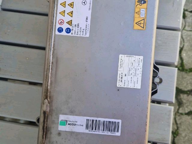 bontott MERCEDES-BENZ E-CLASS Hybrid Akkumulátor