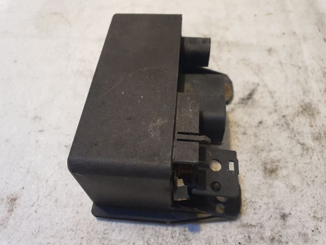 bontott MERCEDES-BENZ E-CLASS Izzító Relé