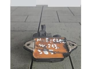 bontott MERCEDES-BENZ E-CLASS Izzító Relé