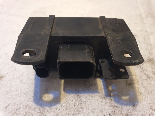 bontott MERCEDES-BENZ E-CLASS Izzító Relé