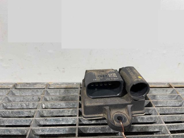 bontott MERCEDES-BENZ E-CLASS Izzító Relé