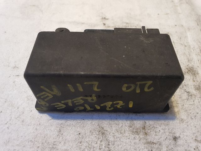 bontott MERCEDES-BENZ E-CLASS Izzító Relé