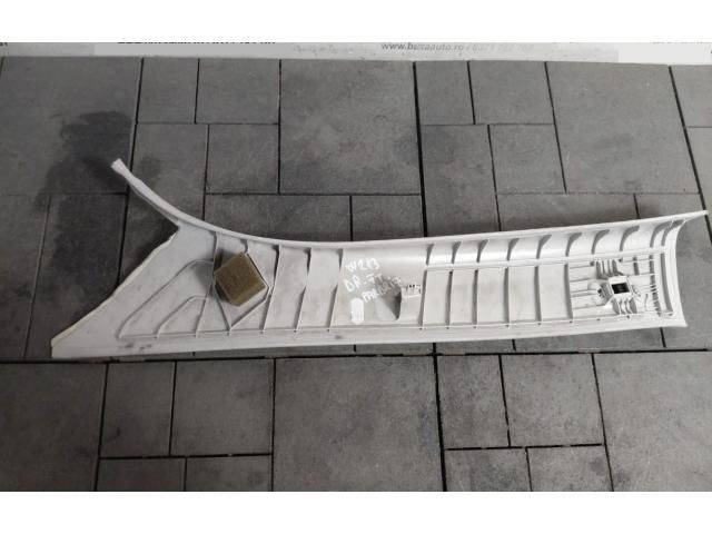 bontott MERCEDES-BENZ E-CLASS Jobb A Oszlop Burkolat