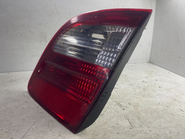 bontott MERCEDES-BENZ E-CLASS Jobb Belső Hátsó Lámpa