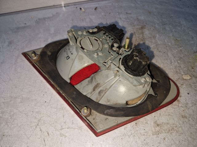 bontott MERCEDES-BENZ E-CLASS Jobb Belső Hátsó Lámpa