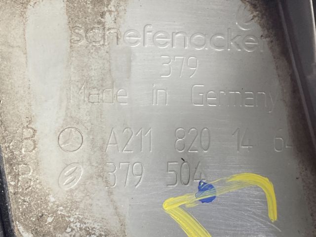 bontott MERCEDES-BENZ E-CLASS Jobb Belső Hátsó Lámpa