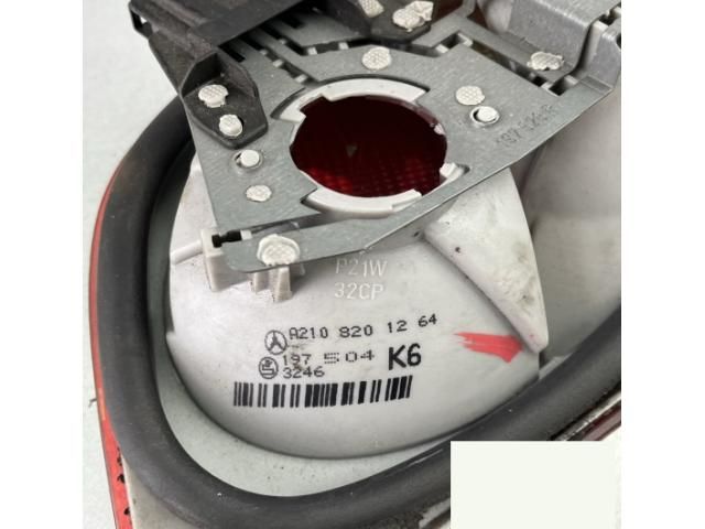 bontott MERCEDES-BENZ E-CLASS Jobb Belső Hátsó Lámpa