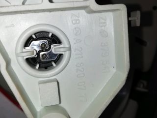 bontott MERCEDES-BENZ E-CLASS Jobb Belső Hátsó Lámpa