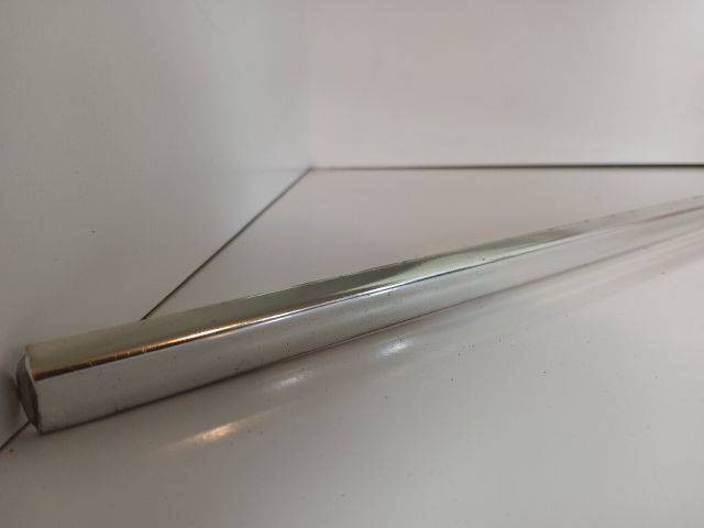 bontott MERCEDES-BENZ E-CLASS Jobb első Ablak Díszléc