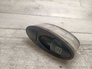 bontott MERCEDES-BENZ E-CLASS Jobb első Ablakemelő Kapcsoló