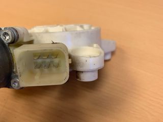 bontott MERCEDES-BENZ E-CLASS Jobb első Ablakemelő Motor