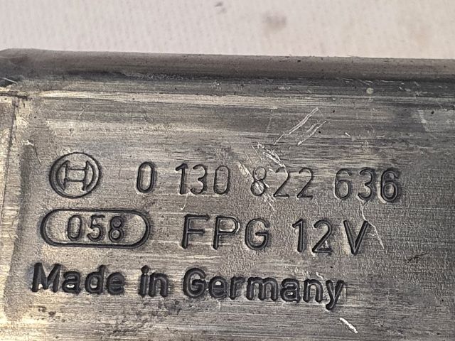 bontott MERCEDES-BENZ E-CLASS Jobb első Ablakemelő Motor