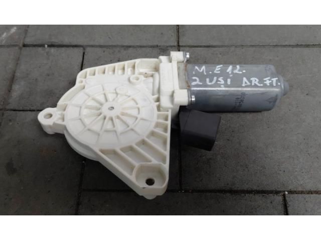 bontott MERCEDES-BENZ E-CLASS Jobb első Ablakemelő Motor