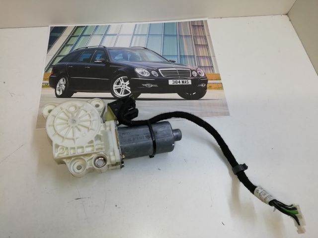 bontott MERCEDES-BENZ E-CLASS Jobb első Ablakemelő Motor
