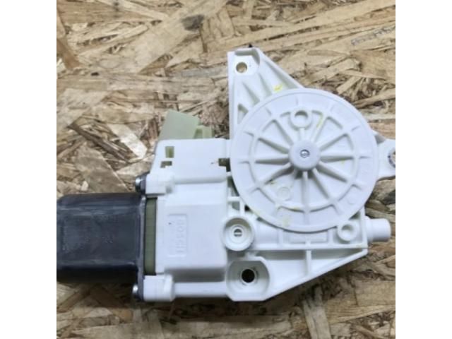 bontott MERCEDES-BENZ E-CLASS Jobb első Ablakemelő Motor