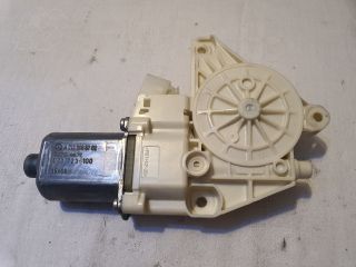 bontott MERCEDES-BENZ E-CLASS Jobb első Ablakemelő Motor