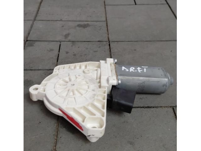 bontott MERCEDES-BENZ E-CLASS Jobb első Ablakemelő Motor