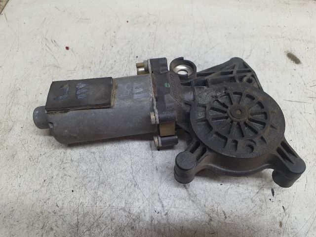 bontott MERCEDES-BENZ E-CLASS Jobb első Ablakemelő Motor