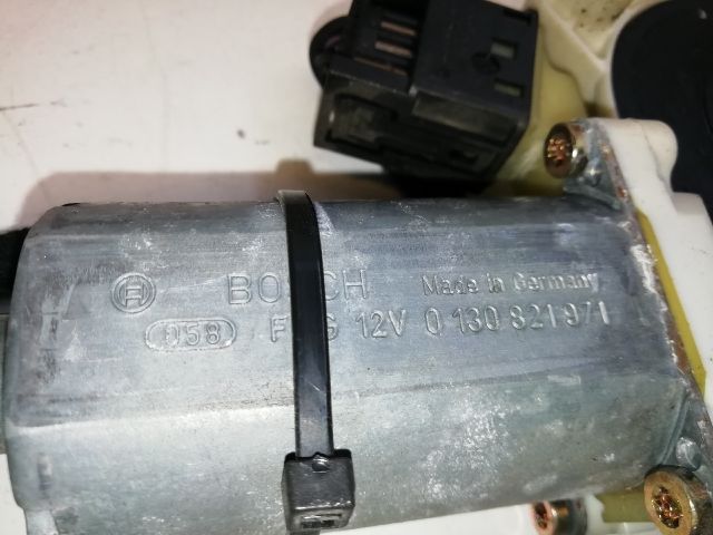 bontott MERCEDES-BENZ E-CLASS Jobb első Ablakemelő Motor