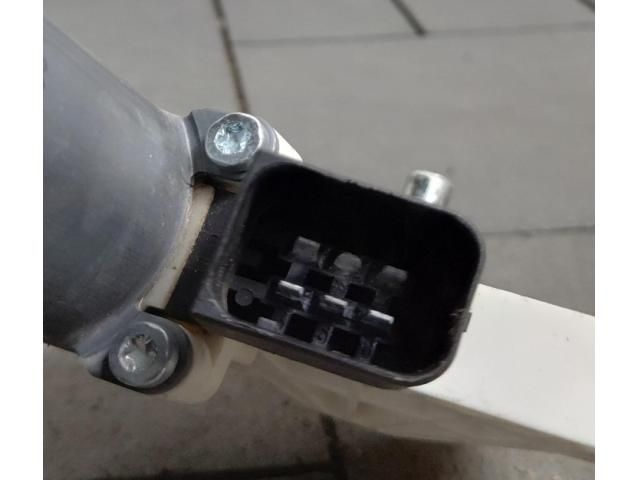 bontott MERCEDES-BENZ E-CLASS Jobb első Ablakemelő Motor