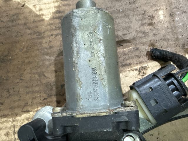 bontott MERCEDES-BENZ E-CLASS Jobb első Ablakemelő Szerkezet (Elektromos)