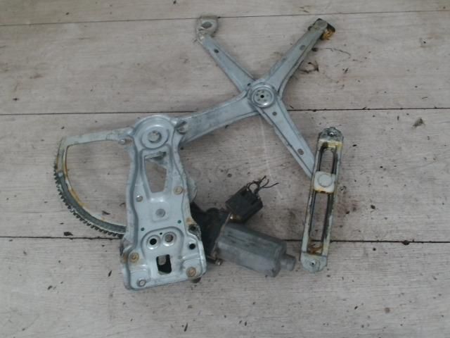 bontott MERCEDES-BENZ E-CLASS Jobb első Ablakemelő Szerkezet (Elektromos)