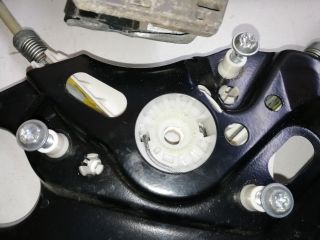 bontott MERCEDES-BENZ E-CLASS Jobb első Ablakemelő Szerkezet (Elektromos)