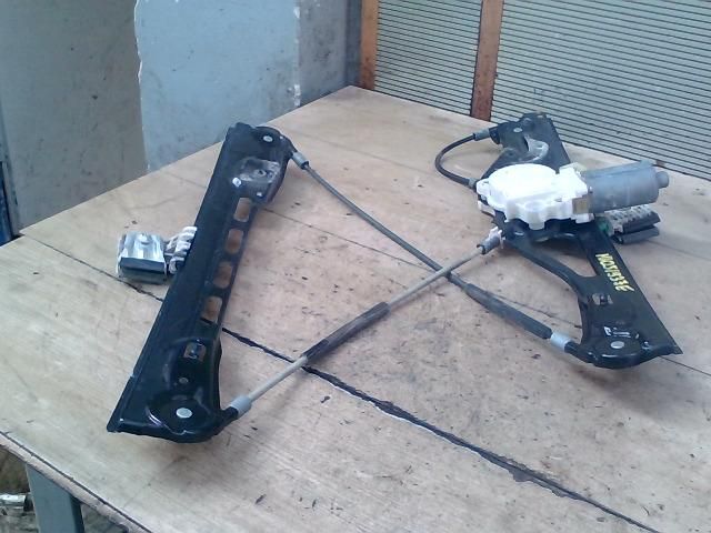 bontott MERCEDES-BENZ E-CLASS Jobb első Ablakemelő Szerkezet (Elektromos)