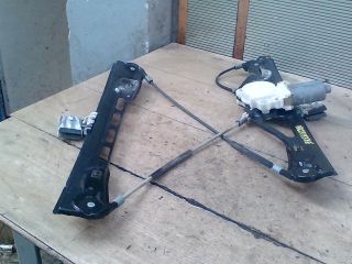 bontott MERCEDES-BENZ E-CLASS Jobb első Ablakemelő Szerkezet (Elektromos)