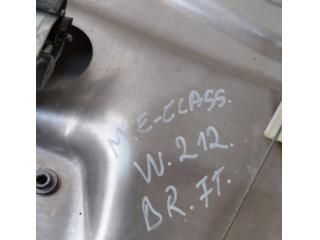 bontott MERCEDES-BENZ E-CLASS Jobb első Ablakemelő Szerkezet (Elektromos)