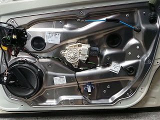 bontott MERCEDES-BENZ E-CLASS Jobb első Ablakemelő Szerkezet (Elektromos)