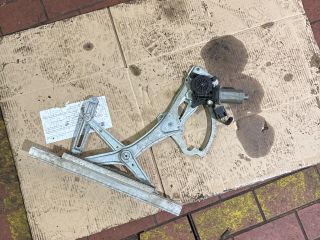 bontott MERCEDES-BENZ E-CLASS Jobb első Ablakemelő Szerkezet (Elektromos)