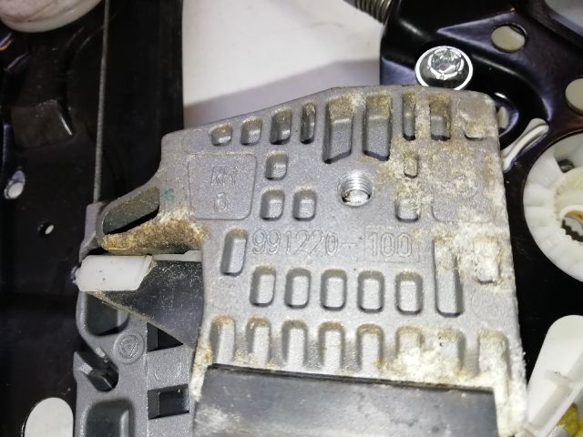 bontott MERCEDES-BENZ E-CLASS Jobb első Ablakemelő Szerkezet (Elektromos)