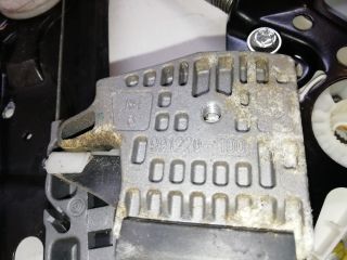 bontott MERCEDES-BENZ E-CLASS Jobb első Ablakemelő Szerkezet (Elektromos)