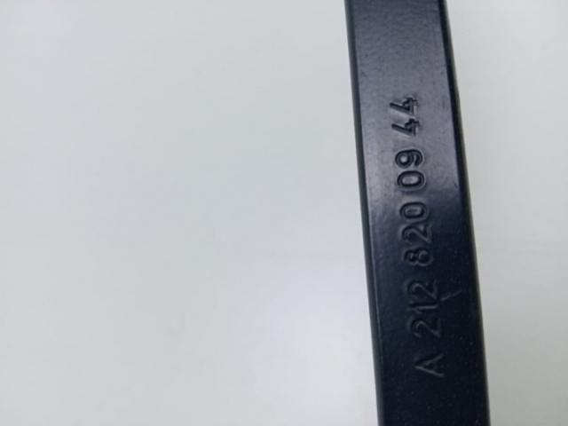 bontott MERCEDES-BENZ E-CLASS Jobb első Ablaktörlő Kar