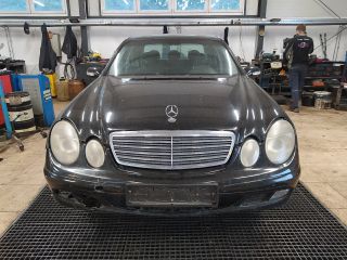 bontott MERCEDES-BENZ E-CLASS Jobb első Ablaktörlő Kar