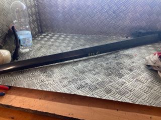 bontott MERCEDES-BENZ E-CLASS Jobb első Ajtó Díszléc