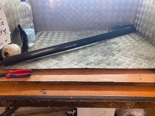 bontott MERCEDES-BENZ E-CLASS Jobb első Ajtó Díszléc