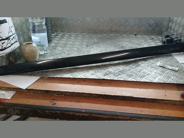 bontott MERCEDES-BENZ E-CLASS Jobb első Ajtó Díszléc