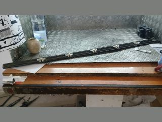 bontott MERCEDES-BENZ E-CLASS Jobb első Ajtó Díszléc