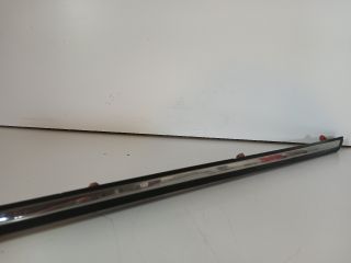 bontott MERCEDES-BENZ E-CLASS Jobb első Ajtó Díszléc