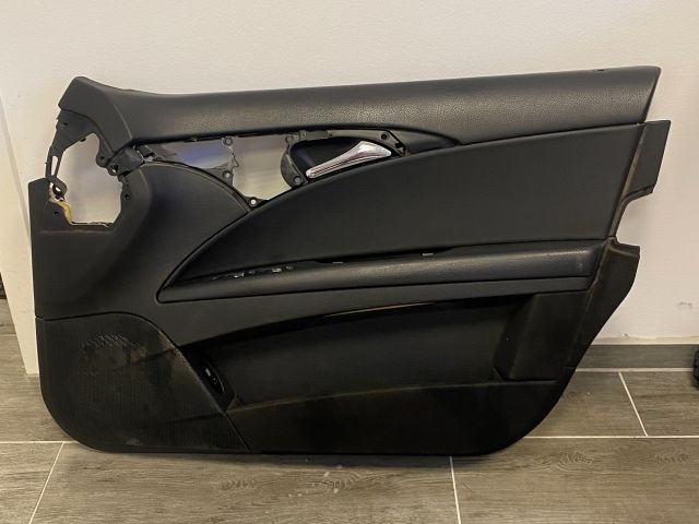bontott MERCEDES-BENZ E-CLASS Jobb első Ajtó Kárpit