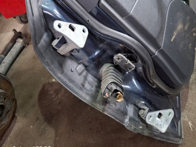 bontott MERCEDES-BENZ E-CLASS Jobb első Ajtó (Részeivel)