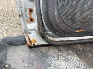 bontott MERCEDES-BENZ E-CLASS Jobb első Ajtó (Részeivel)