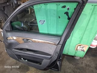 bontott MERCEDES-BENZ E-CLASS Jobb első Ajtó (Részeivel)