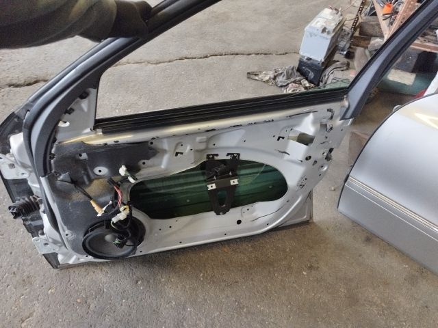 bontott MERCEDES-BENZ E-CLASS Jobb első Ajtó (Üres lemez)