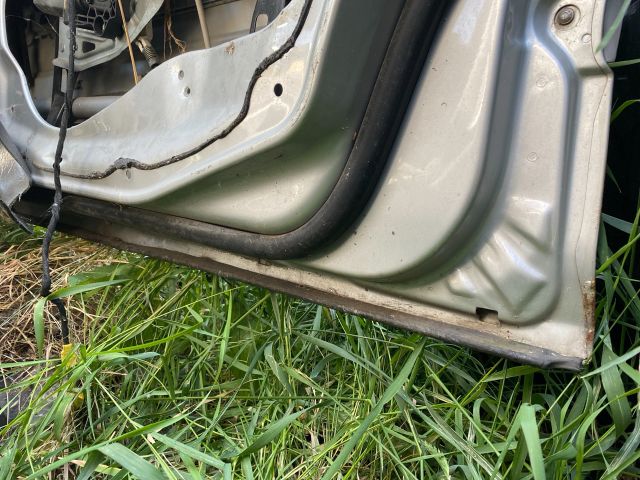 bontott MERCEDES-BENZ E-CLASS Jobb első Ajtó (Üres lemez)